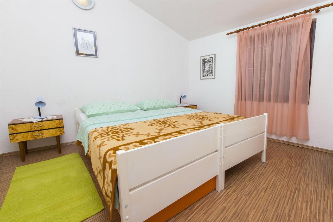 Apartments Pavlina Starigrad Exterior photo